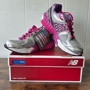 NWT Women’s 1340v2 New Balance Sneakers - Size 8